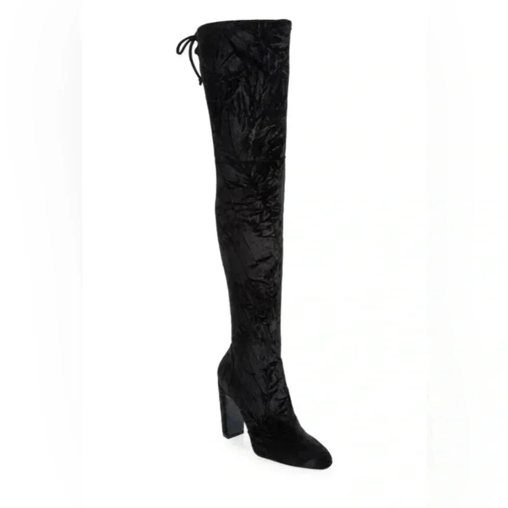 STUART WEITZMAN
Vidaland Convertible Boot in Black Crushed‎ Velvet